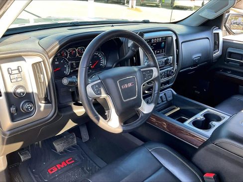 Used 2018 GMC Sierra 1500 SLT w/ SLT Premium Package image 17