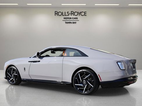 New 2026 Rolls-Royce Spectre Black Badge image 5