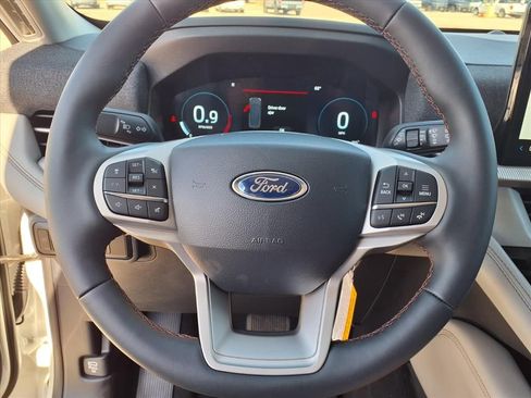 New 2026 Ford Explorer Active w/ Active Comfort Package image 16