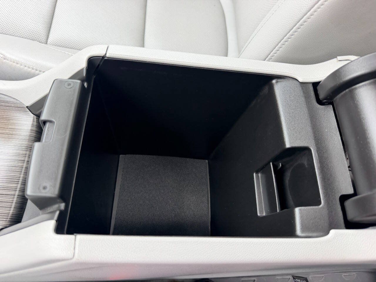 Used 2017 GMC Acadia SLT w/ LPO, Floor Liner Package AWD/4WD image 49