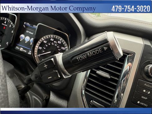 Used 2019 Nissan Titan PRO-4X w/ Pro-4x Convenience Package AWD/4WD image 23
