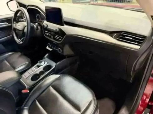 Used 2020 Ford Escape SEL image 26