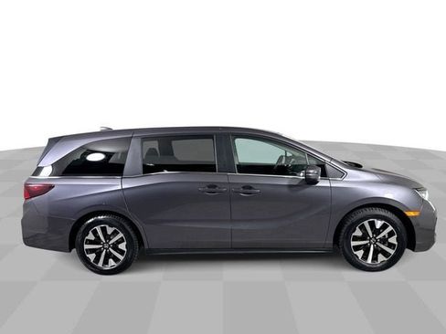 Used 2025 Honda Odyssey EX-L image 9