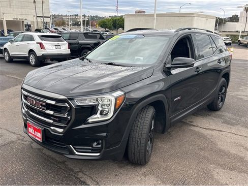 Certified 2022 GMC Terrain AT4 w/ Tech Package image 10