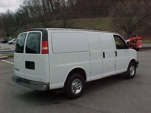 Used 2013 Chevrolet Express 3500 w/ Express Access Plus Package RWD image 7