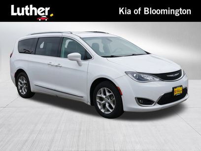 Used 2017 Chrysler Pacifica Touring-L Plus