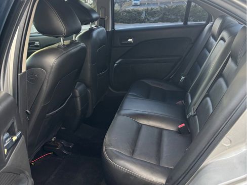 Used 2009 Ford Fusion SEL image 7