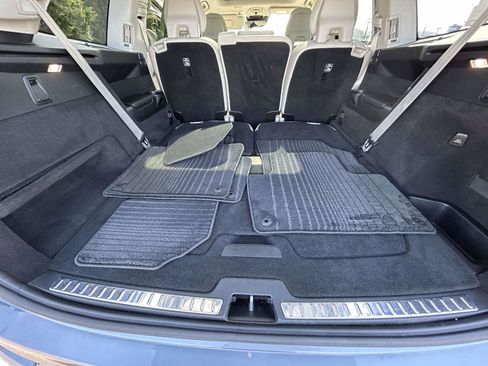 Used 2018 Volvo XC90 T6 Momentum w/ Convenience Package image 18