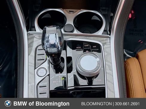 Used 2026 BMW M850i xDrive Convertible image 17