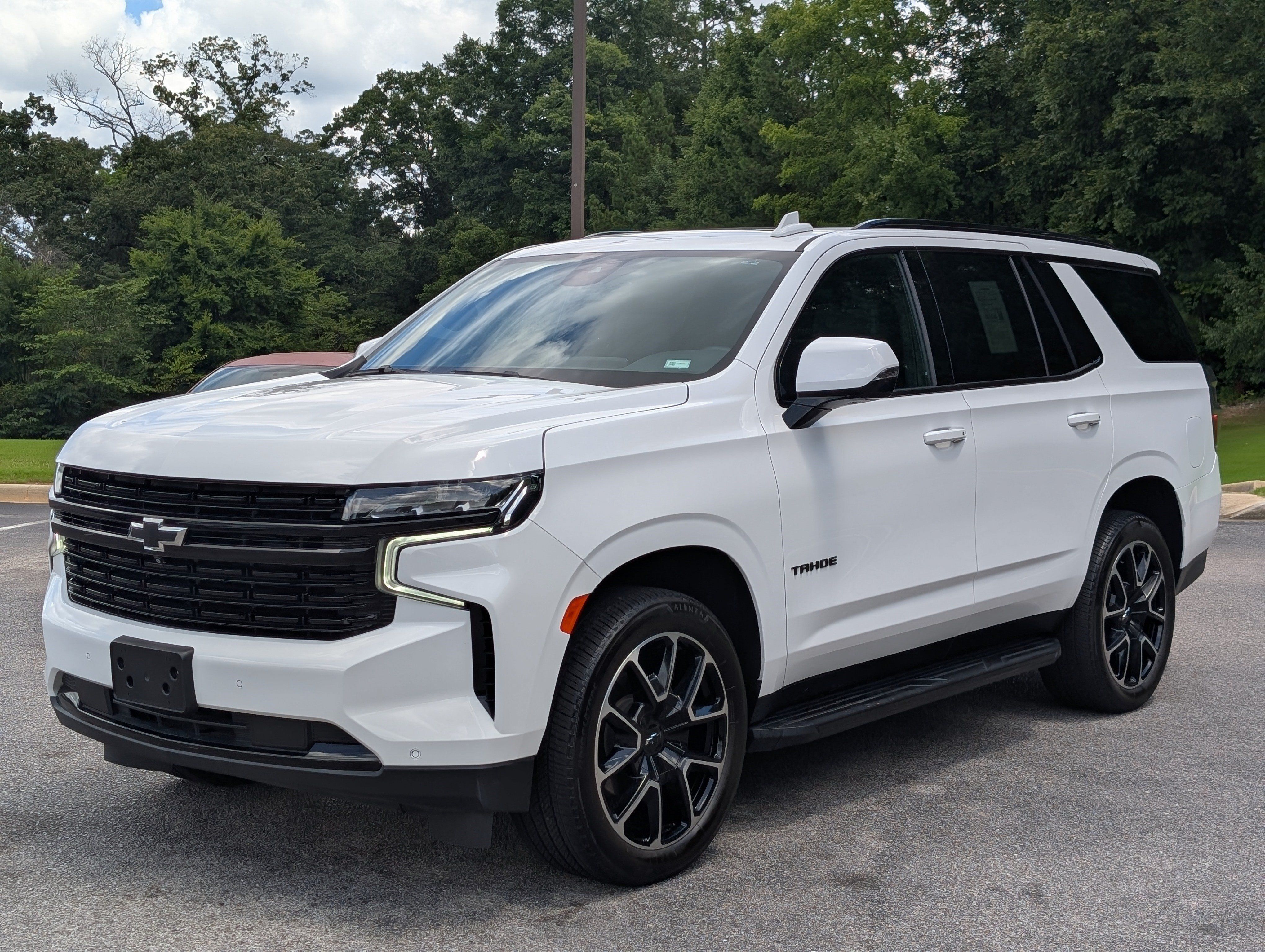Used 2023 Chevrolet Tahoe RST w/ Luxury Package RWD image 5