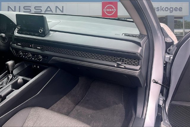 Used 2025 Honda Accord SE image 26