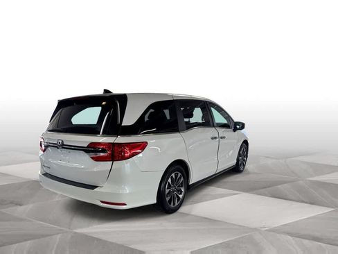 Used 2024 Honda Odyssey EX-L image 8