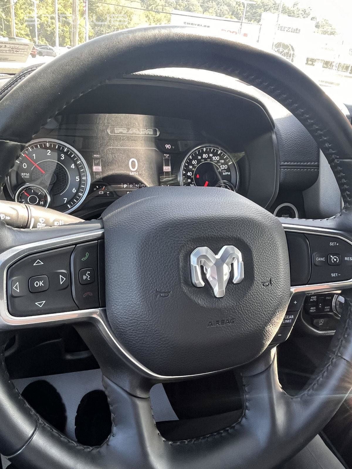 Used 2023 RAM 1500 Laramie AWD/4WD image 21