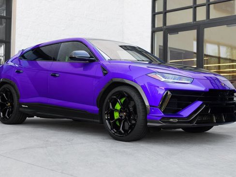 Used 2024 Lamborghini Urus Performante AWD/4WD image 1