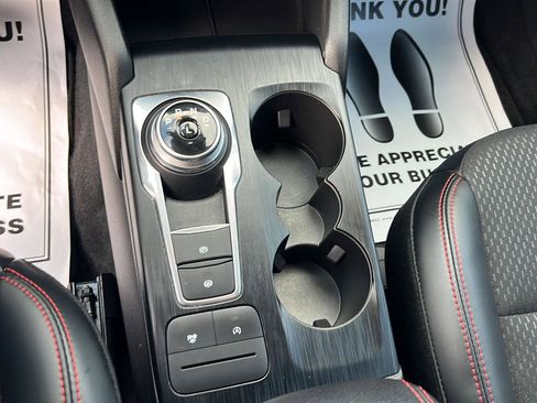 Used 2025 Ford Escape ST-Line image 16