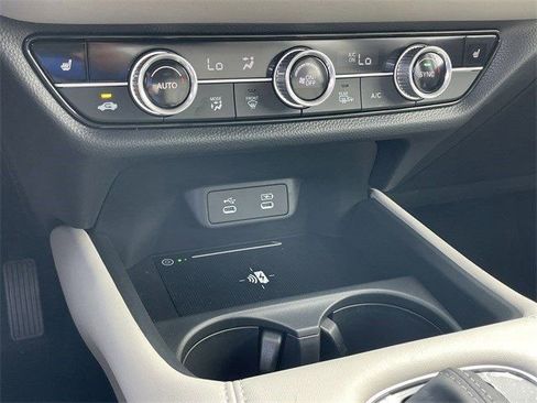 New 2026 Honda HR-V EX-L image 16