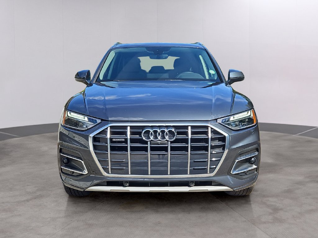 Certified 2024 Audi Q5 Premium AWD/4WD image 2