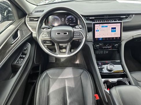 Used 2021 Jeep Grand Cherokee L Limited image 10