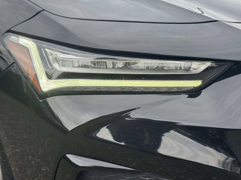 Used 2023 Acura TLX w/ Technology Package FWD image 9