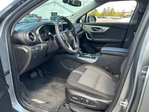 Used 2024 Chevrolet Blazer LT w/ Convenience Package FWD image 5