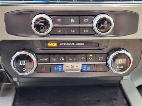 Used 2022 Ford F250 Lariat w/ Lariat Value Package image 14