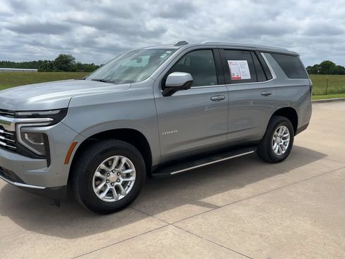 Used 2025 Chevrolet Tahoe LT AWD/4WD image 5