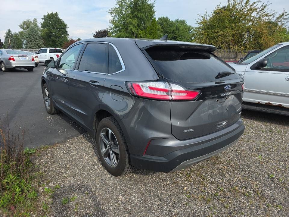 Used 2024 Ford Edge SEL w/ Convenience Package AWD/4WD image 4