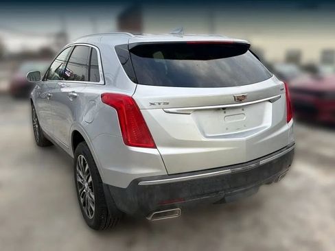 Used 2017 Cadillac XT5 Premium Luxury FWD image 8