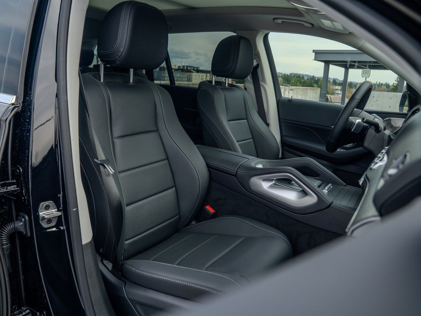 Certified 2026 Mercedes-Benz GLS 450 4MATIC image 29