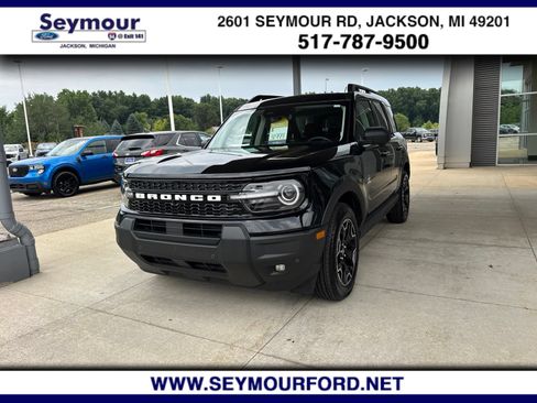 Certified 2025 Ford Bronco Sport Outer Banks w/ Outer Banks Tech Package+ AWD/4WD image 1