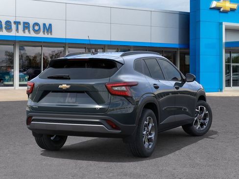 New 2026 Chevrolet Trax LT image 4