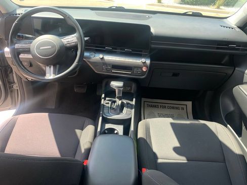 Certified 2024 Hyundai Kona SEL AWD/4WD image 10