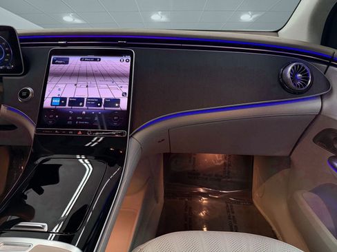 Certified 2023 Mercedes-Benz EQE 500 4MATIC SUV image 27