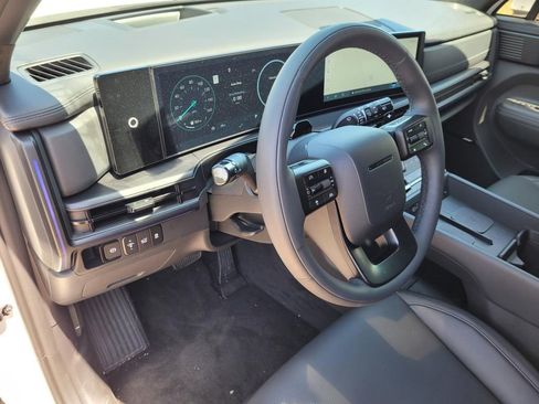 Certified 2025 Hyundai Santa Fe Calligraphy image 10