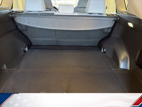 Used 2023 Toyota RAV4 XLE Premium FWD image 16