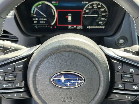 Certified 2025 Subaru Forester Limited image 12