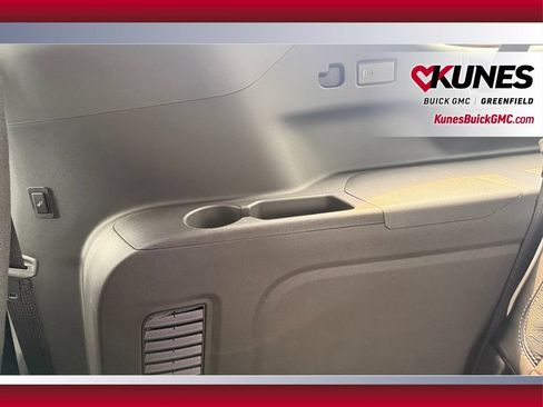 New 2026 GMC Yukon XL AT4 Ultimate w/ LPO, Floor Liner Package AWD/4WD image 13