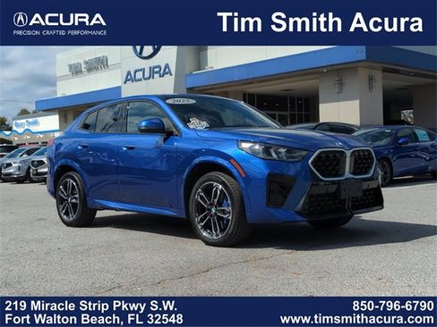 Used 2025 BMW X2 xDrive28i w/ M Sport Package image 1