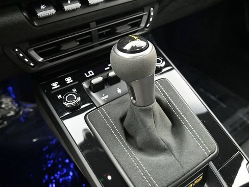 Used 2024 Porsche 911 GT3 RS RWD image 12