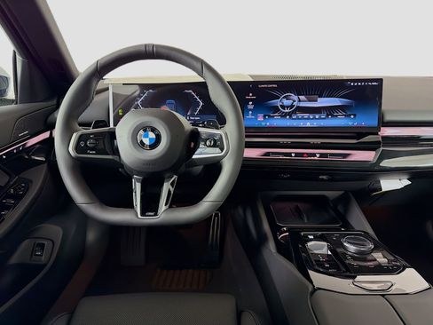 New 2027 BMW 530i xDrive AWD/4WD image 26
