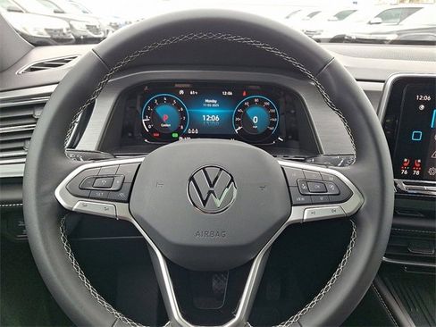 New 2026 Volkswagen Atlas Cross Sport SE image 10