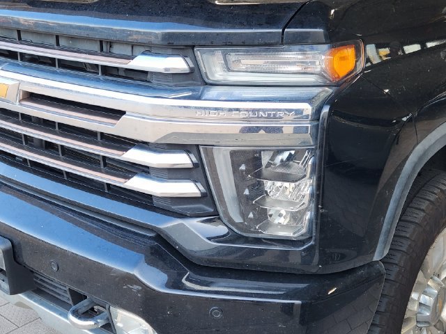 Used 2021 Chevrolet Silverado 2500 High Country w/ Z71 Off-Road Package AWD/4WD image 8