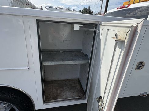 Used 2009 Chevrolet Silverado 3500 W/T image 17