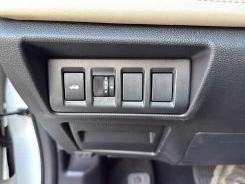 Used 2025 Subaru Legacy Limited image 33