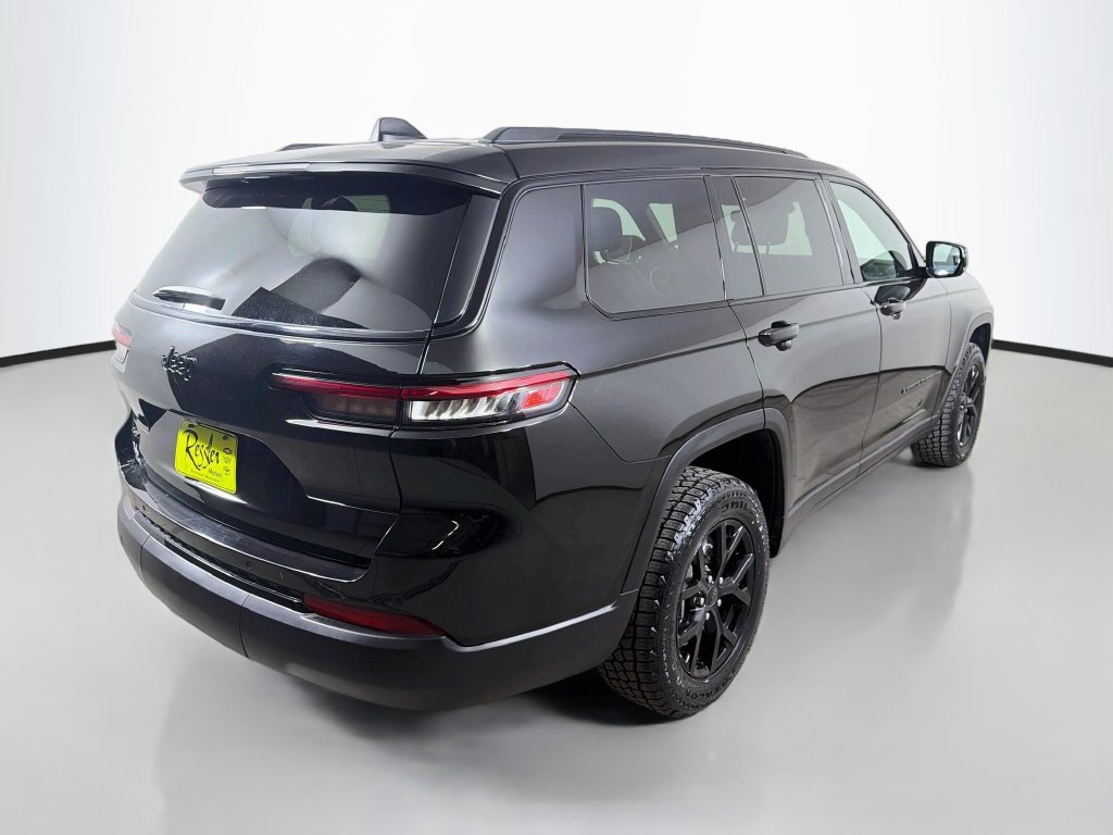 Used 2024 Jeep Grand Cherokee L Altitude AWD/4WD image 6