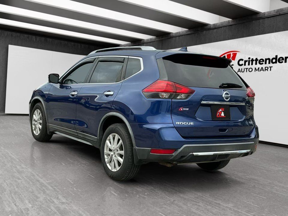 Used 2017 Nissan Rogue SV w/ SV Premium Package FWD image 7