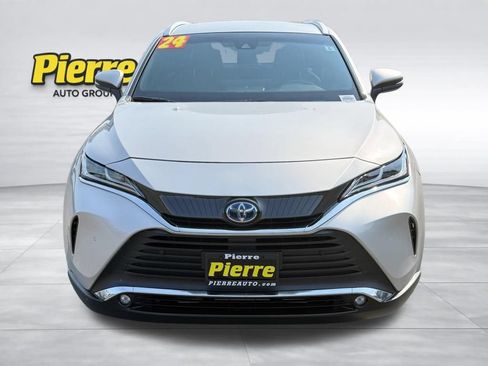 Used 2024 Toyota Venza XLE AWD/4WD image 5