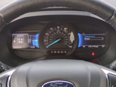 Used 2024 Ford Edge Titanium image 32