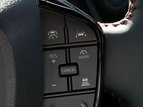 Certified 2026 Toyota Prius Plug-In Hybrid image 25