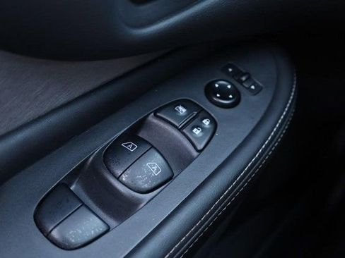 Certified 2024 Nissan Murano SV w/ SV Midnight Edition Package AWD/4WD image 17